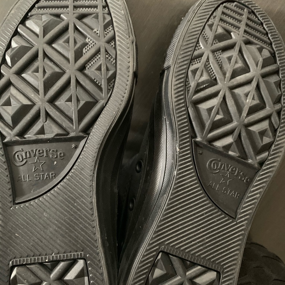 Rare All black converse - Picture 6 of 7
